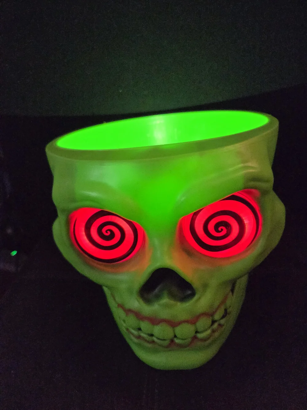 Green Target Candy Bowl  Skull Halloween Moving Eyes